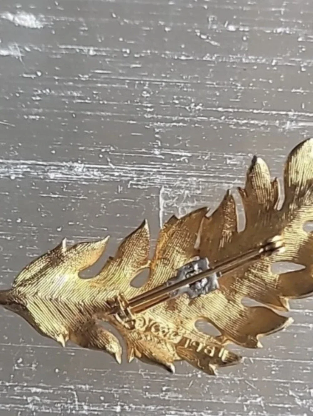 Vintage Signed Coro 1961 Brushed Gold Tone Textured Leaf Brooch